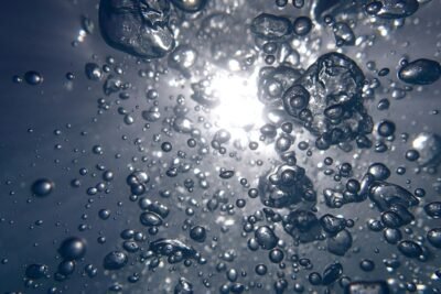 Quais acessórios são essenciais para sistemas de aquecimento de água
